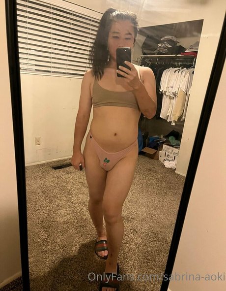 Sabrina-aoki