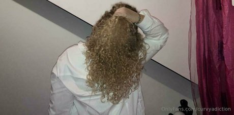 Curvyadiction