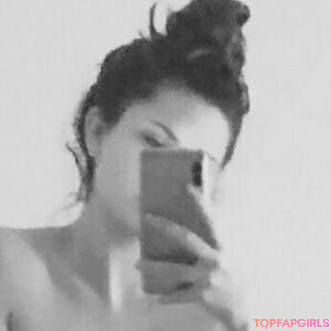 Foto desnuda filtrada de OnlyFans de Laperritadepapi #93 Foto desnuda filtrada de OnlyFans de Laperritadepapi #93