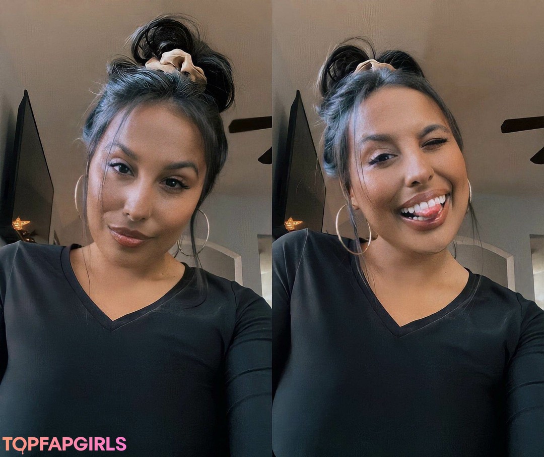 Foto desnuda filtrada de OnlyFans de Starseedmami #58 Foto desnuda filtrada de OnlyFans de Starseedmami #58