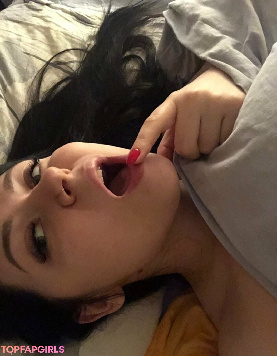 Foto desnuda filtrada de OnlyFans de Cheryl Pride #285 Foto desnuda filtrada de OnlyFans de Cheryl Pride #285