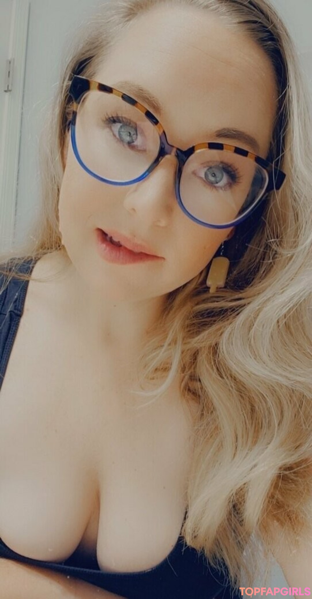 Foto desnuda filtrada de OnlyFans de Marymoonkat #10 Foto desnuda filtrada de OnlyFans de Marymoonkat #10