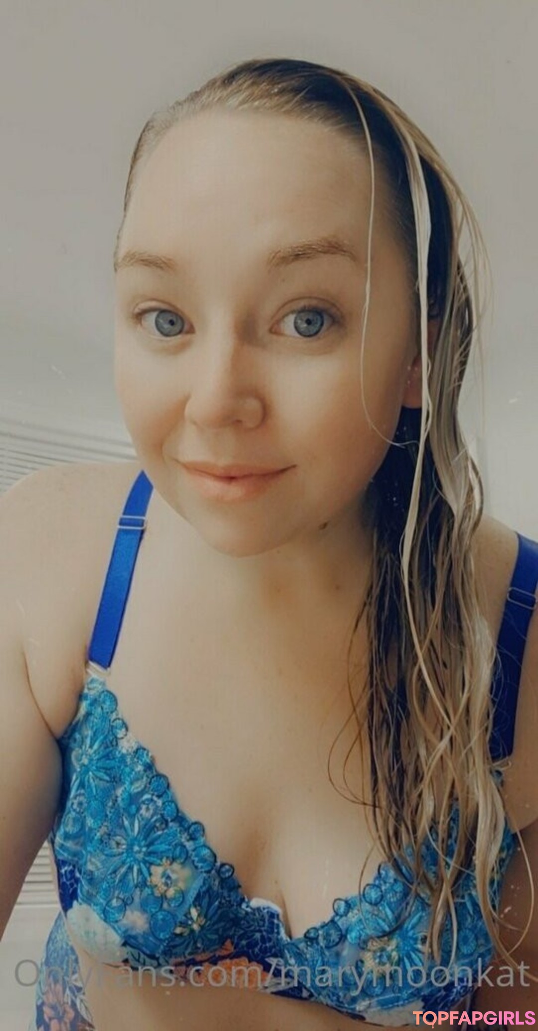 Foto desnuda filtrada de OnlyFans de Marymoonkat #61 Foto desnuda filtrada de OnlyFans de Marymoonkat #61