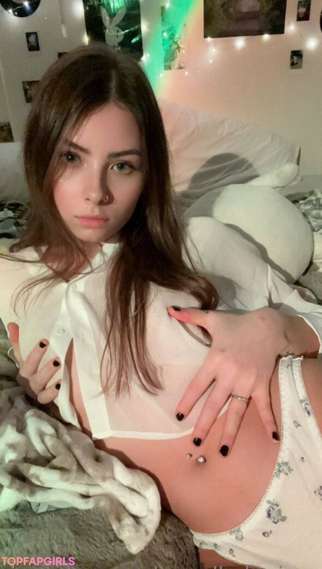 Foto desnuda filtrada de OnlyFans de Alignedbyjuniper #23 Foto desnuda filtrada de OnlyFans de Alignedbyjuniper #23