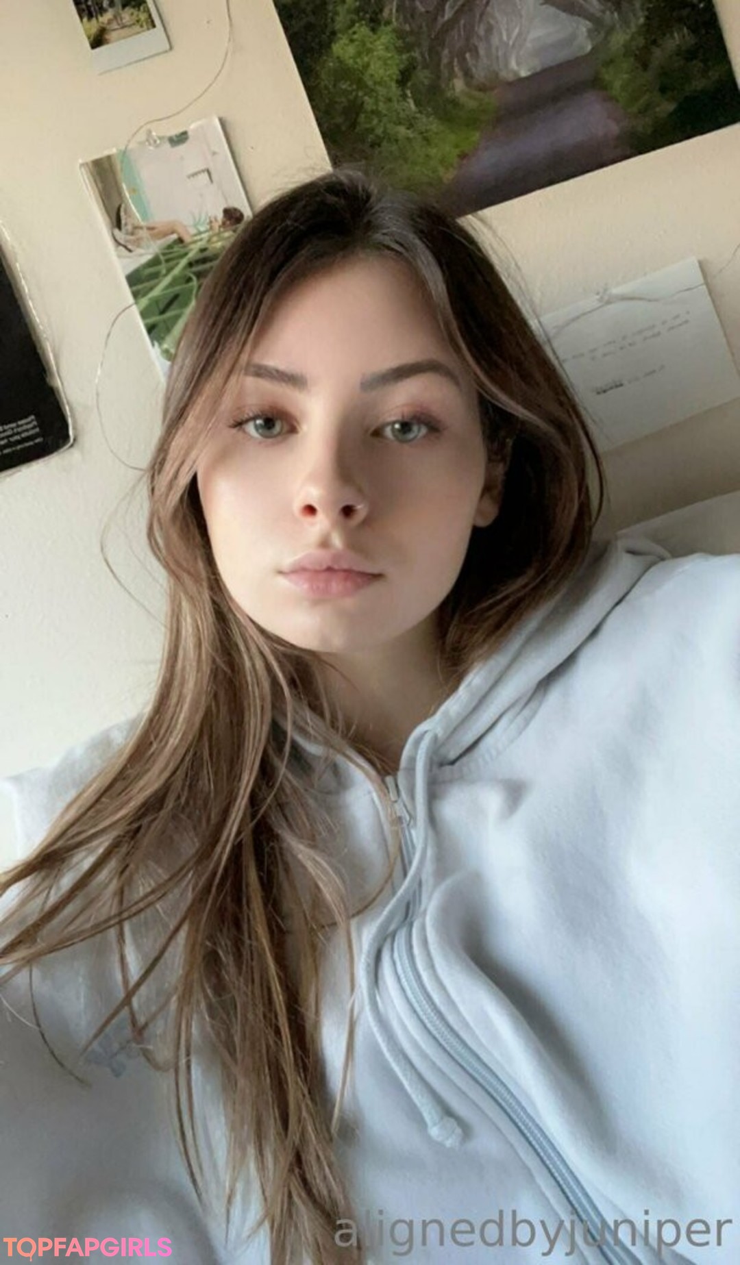 Foto desnuda filtrada de OnlyFans de Alignedbyjuniper #33 Foto desnuda filtrada de OnlyFans de Alignedbyjuniper #33