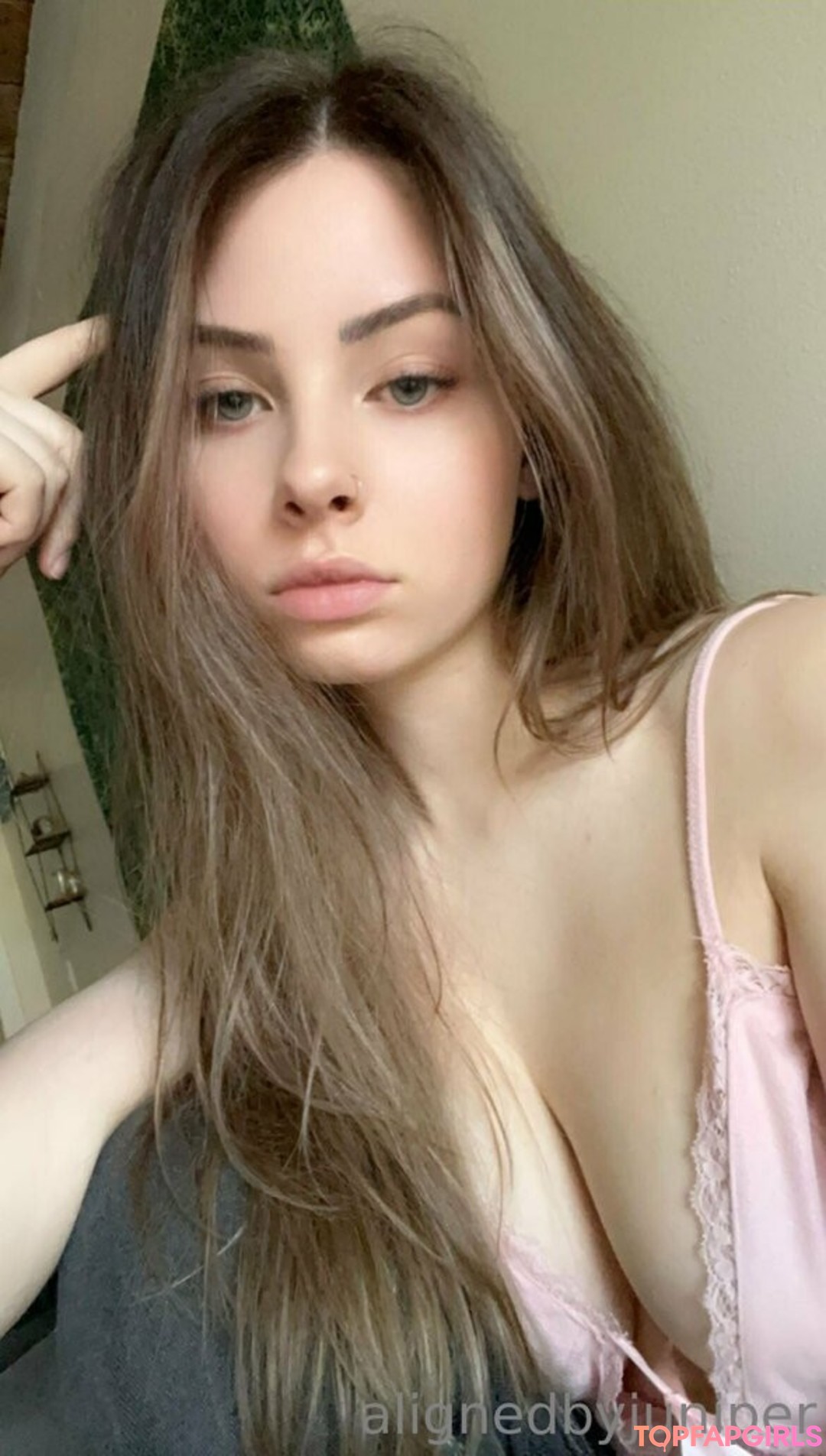 Foto desnuda filtrada de OnlyFans de Alignedbyjuniper #41 Foto desnuda filtrada de OnlyFans de Alignedbyjuniper #41
