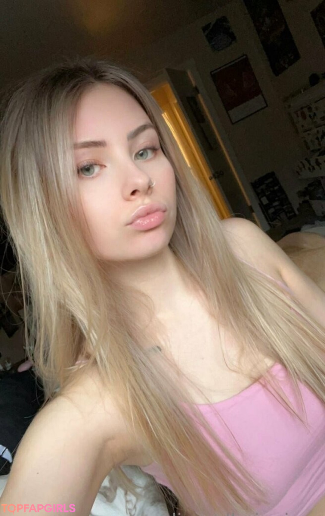 Foto desnuda filtrada de OnlyFans de Alignedbyjuniper #50 Foto desnuda filtrada de OnlyFans de Alignedbyjuniper #50