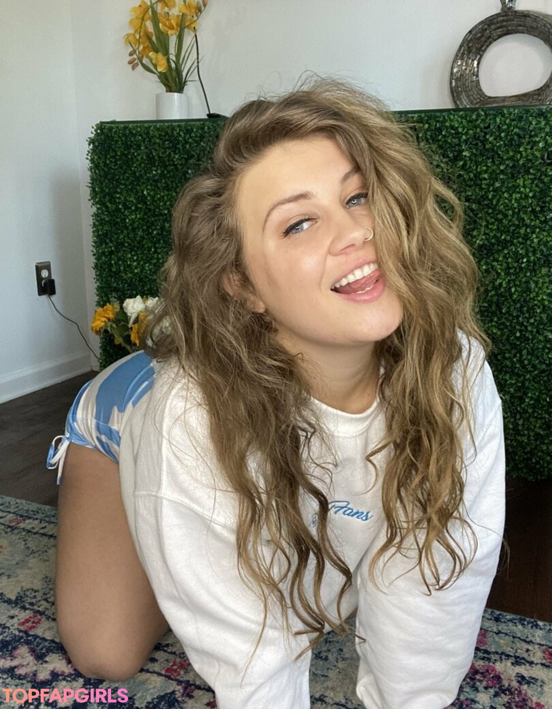 Foto desnuda filtrada de OnlyFans de Bellecreed #520 Foto desnuda filtrada de OnlyFans de Bellecreed #520