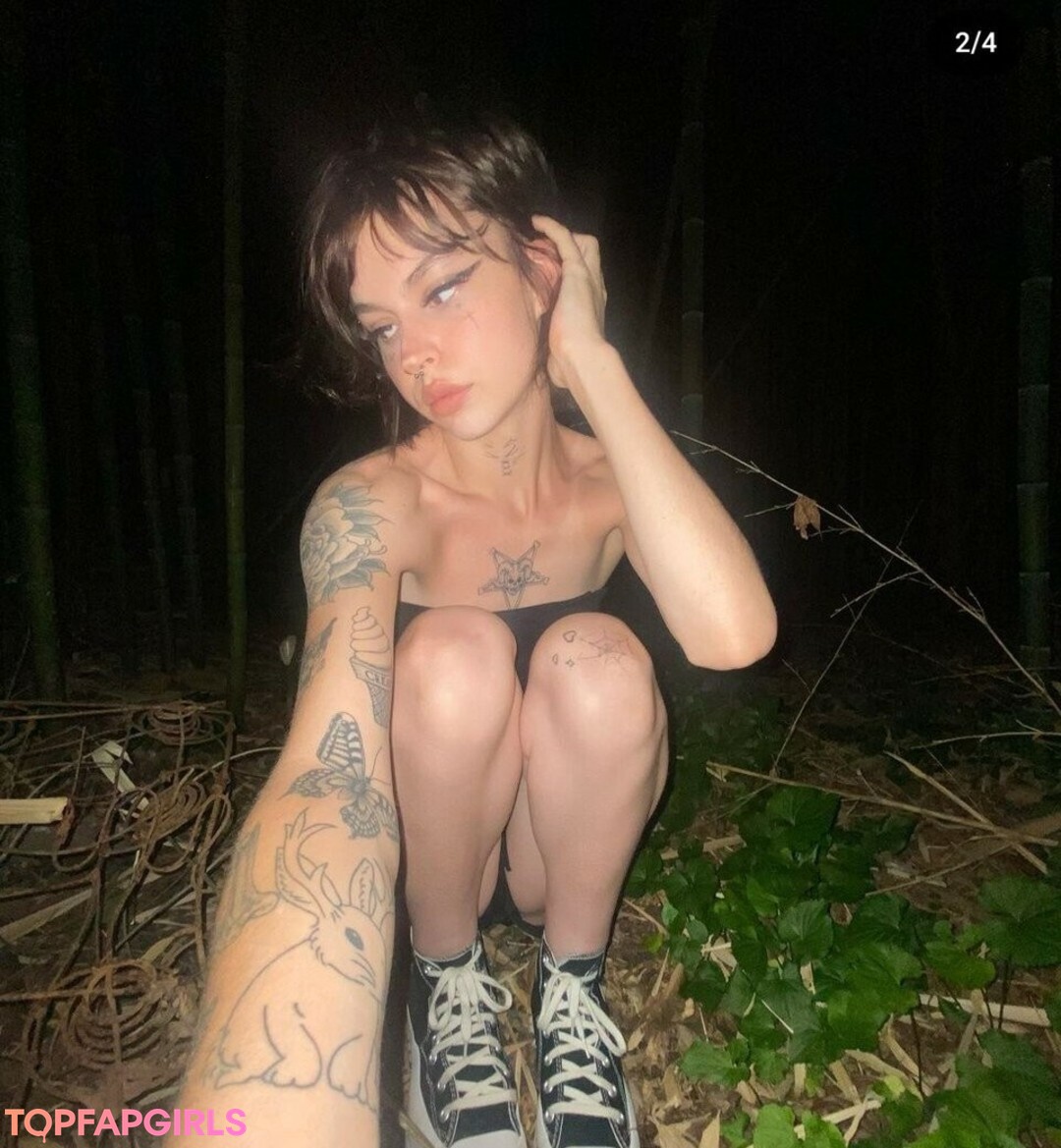 Foto desnuda filtrada de OnlyFans de Kazumiiaddii #3 Foto desnuda filtrada de OnlyFans de Kazumiiaddii #3