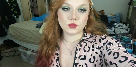 Foto desnuda filtrada de OnlyFans de Tragedyann