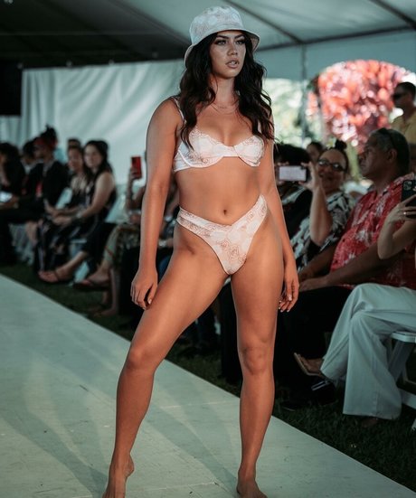 Foto desnuda filtrada de OnlyFans de Kama Dung