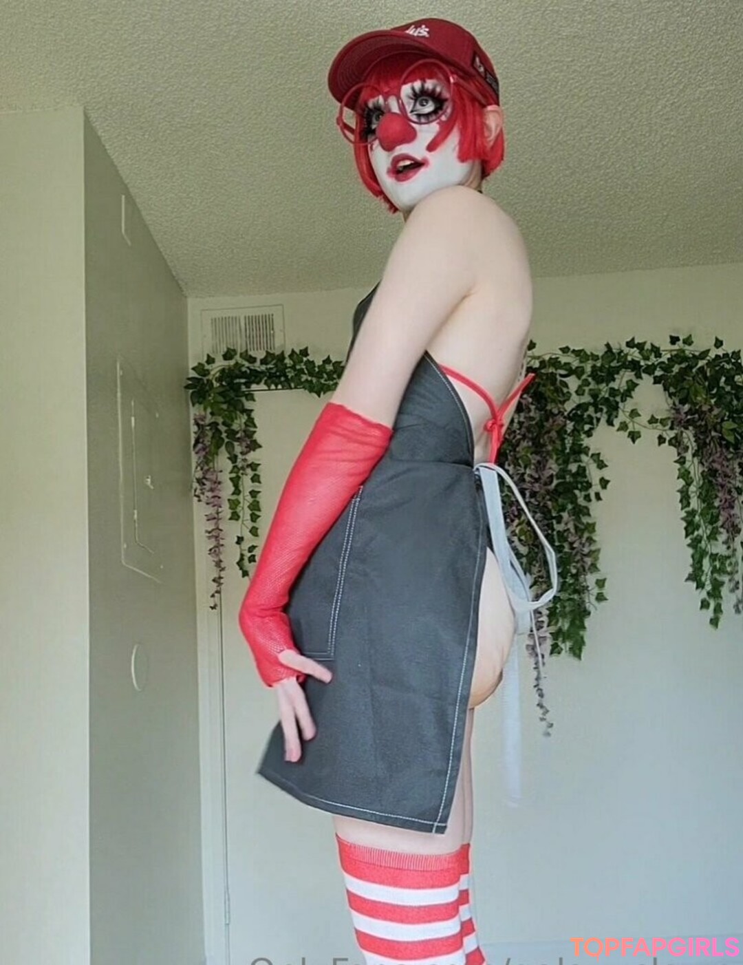 Foto desnuda filtrada de OnlyFans de Galaxyclown #104 Foto desnuda filtrada de OnlyFans de Galaxyclown #104