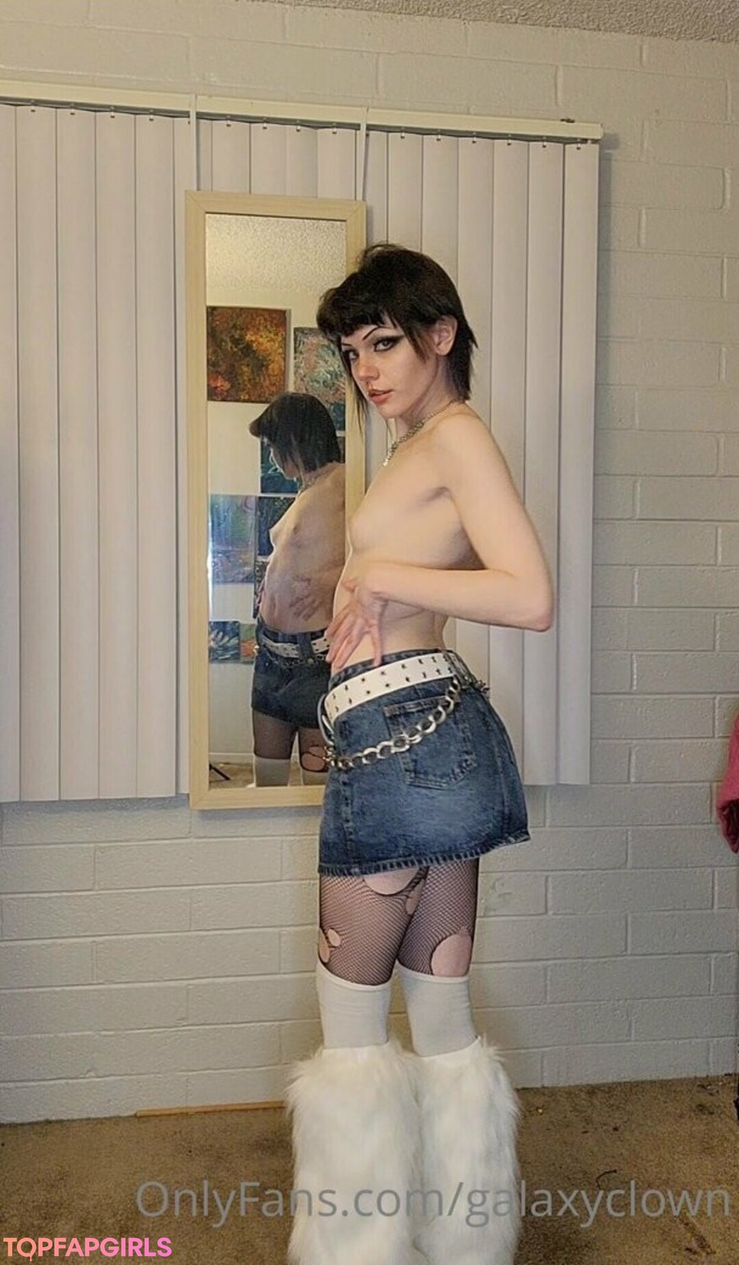 Foto desnuda filtrada de OnlyFans de Galaxyclown #23 Foto desnuda filtrada de OnlyFans de Galaxyclown #23