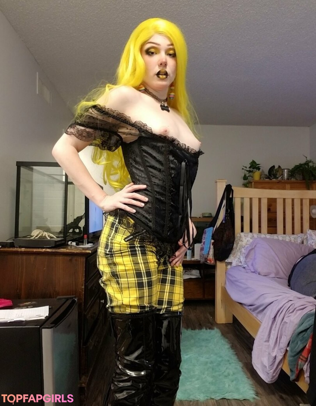 Foto desnuda filtrada de OnlyFans de Galaxyclown #67 Foto desnuda filtrada de OnlyFans de Galaxyclown #67