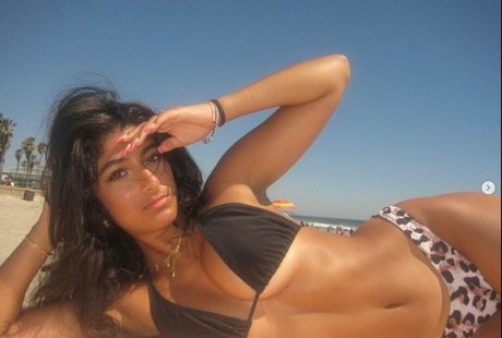 Foto desnuda filtrada de OnlyFans de Donya Shabani
