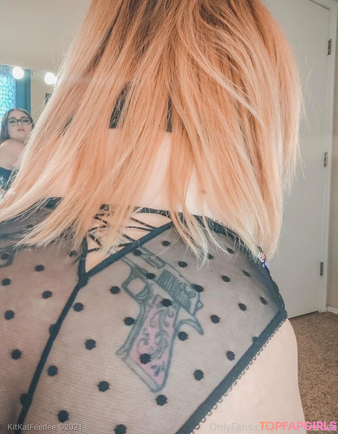 Foto desnuda filtrada de OnlyFans de Kinkycurvykat #77 Foto desnuda filtrada de OnlyFans de Kinkycurvykat #77