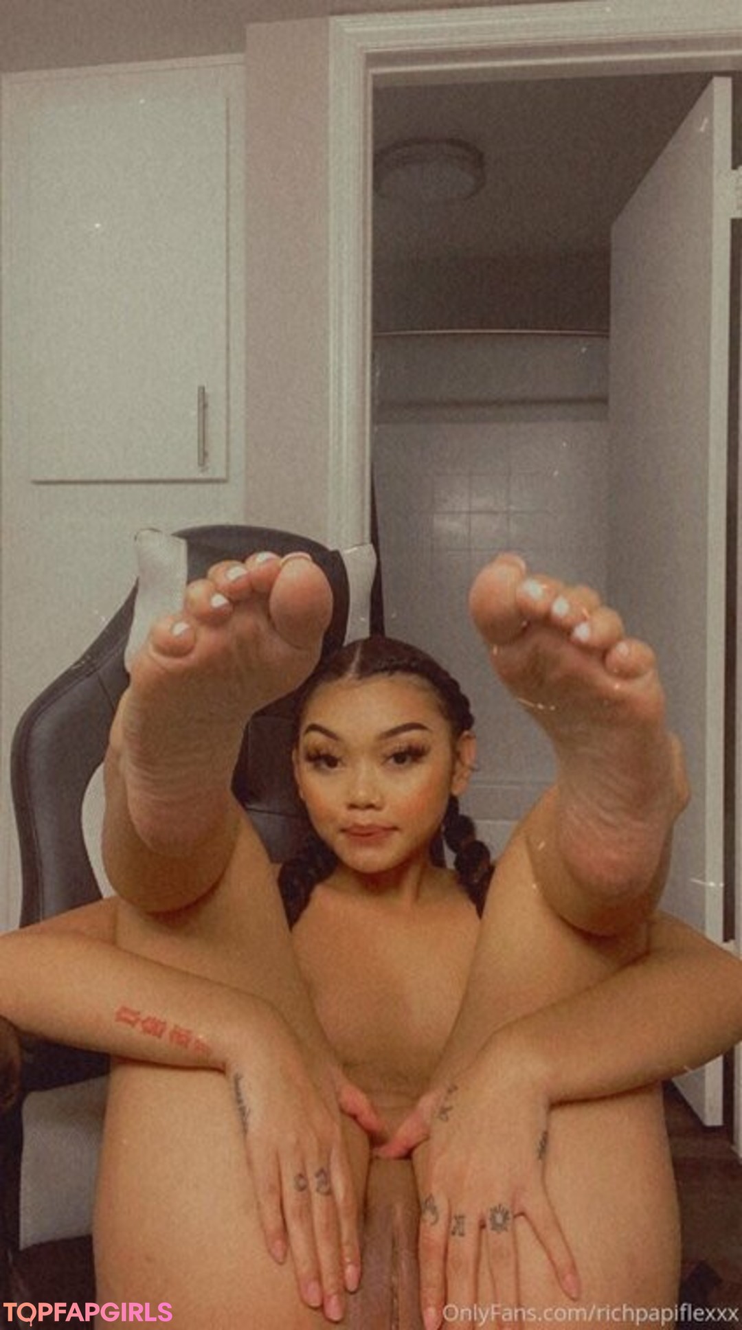 Foto desnuda filtrada de OnlyFans de Richpapiflexxx #5 Foto desnuda filtrada de OnlyFans de Richpapiflexxx #5