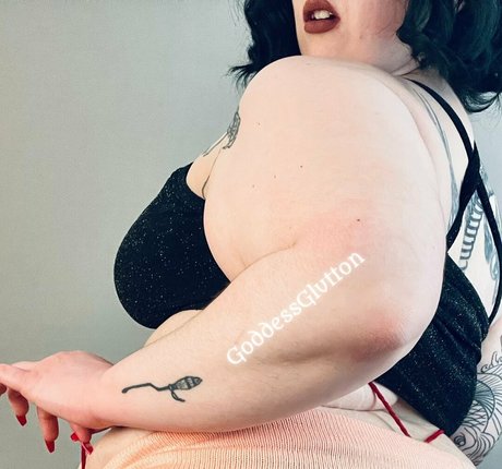 Mommyglutton