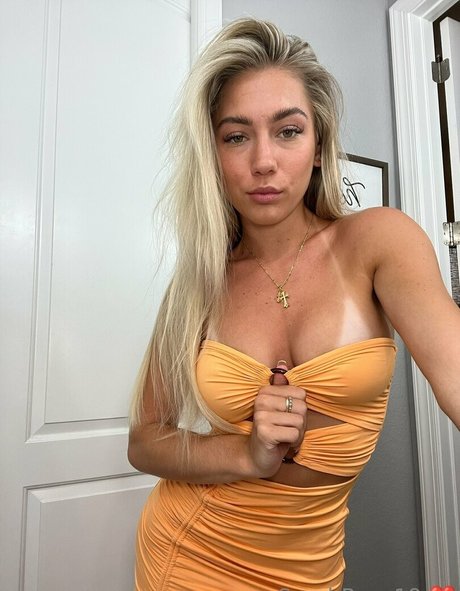 Foto desnuda filtrada de OnlyFans de Sarahrose19