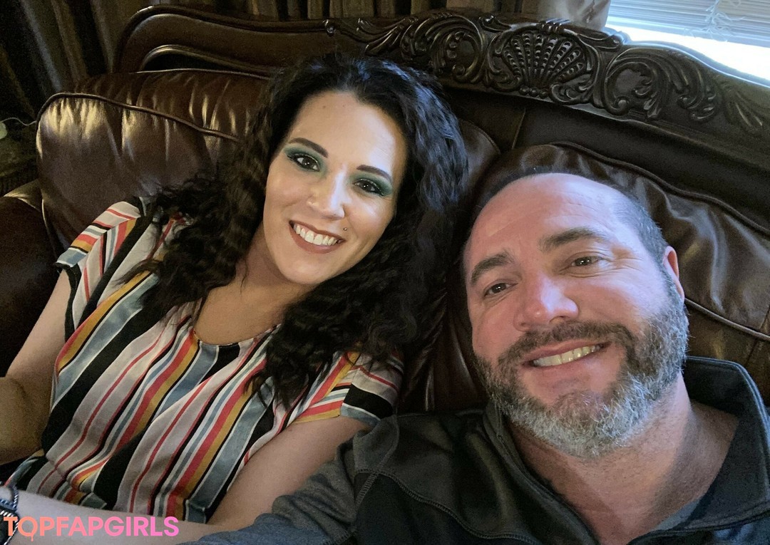 Foto desnuda filtrada de OnlyFans de Hotwifebrookeblaze #10 Foto desnuda filtrada de OnlyFans de Hotwifebrookeblaze #10