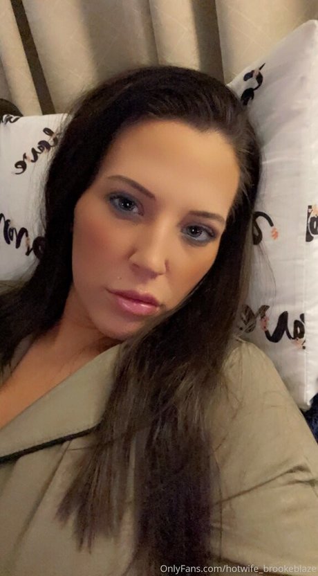 Foto desnuda filtrada de OnlyFans de Hotwifebrookeblaze