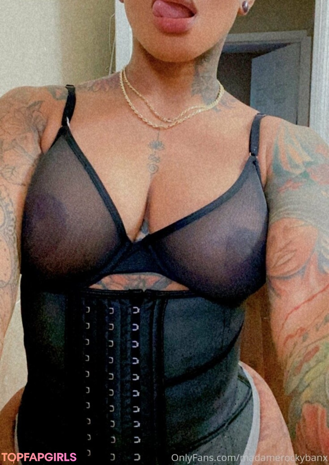 Foto desnuda filtrada de OnlyFans de Itsjustrocky #69 Foto desnuda filtrada de OnlyFans de Itsjustrocky #69