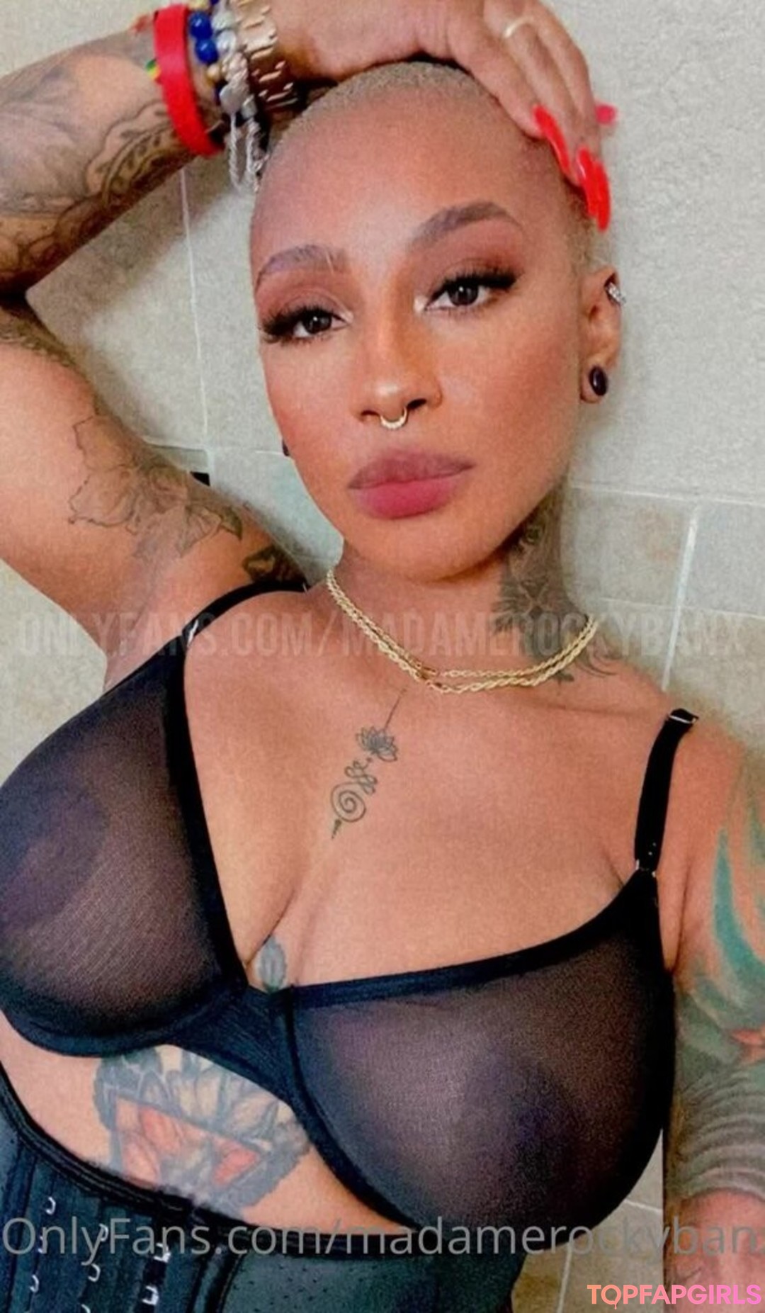 Foto desnuda filtrada de OnlyFans de Itsjustrocky #70 Foto desnuda filtrada de OnlyFans de Itsjustrocky #70