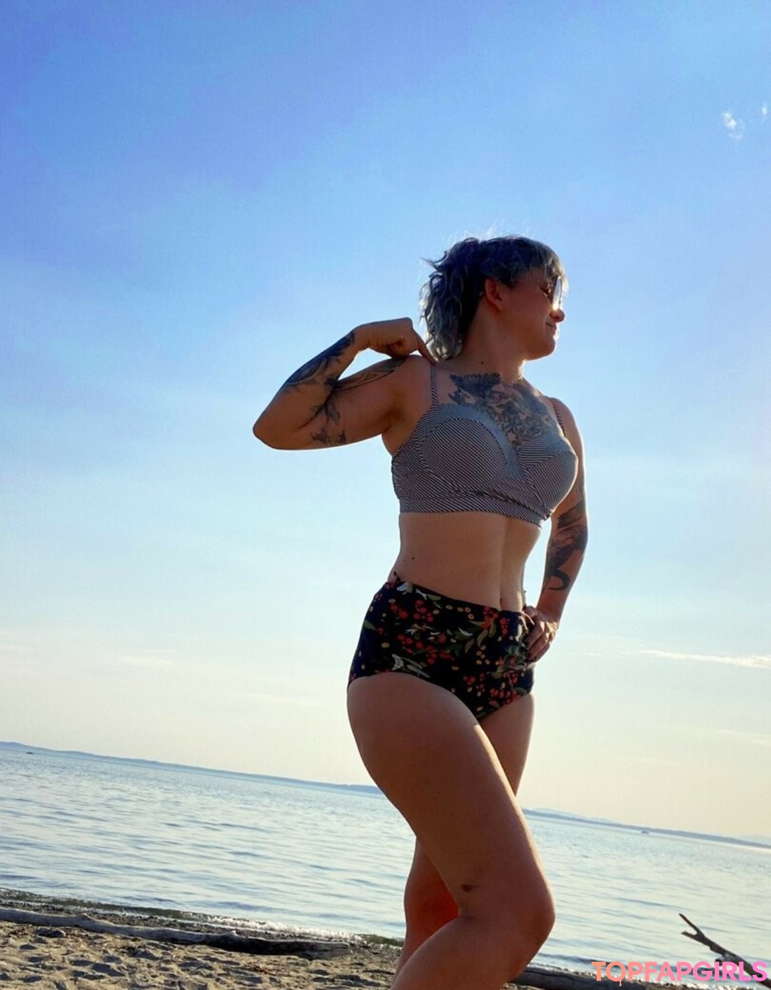 Foto desnuda filtrada de OnlyFans de Holly Conrad #50 Foto desnuda filtrada de OnlyFans de Holly Conrad #50