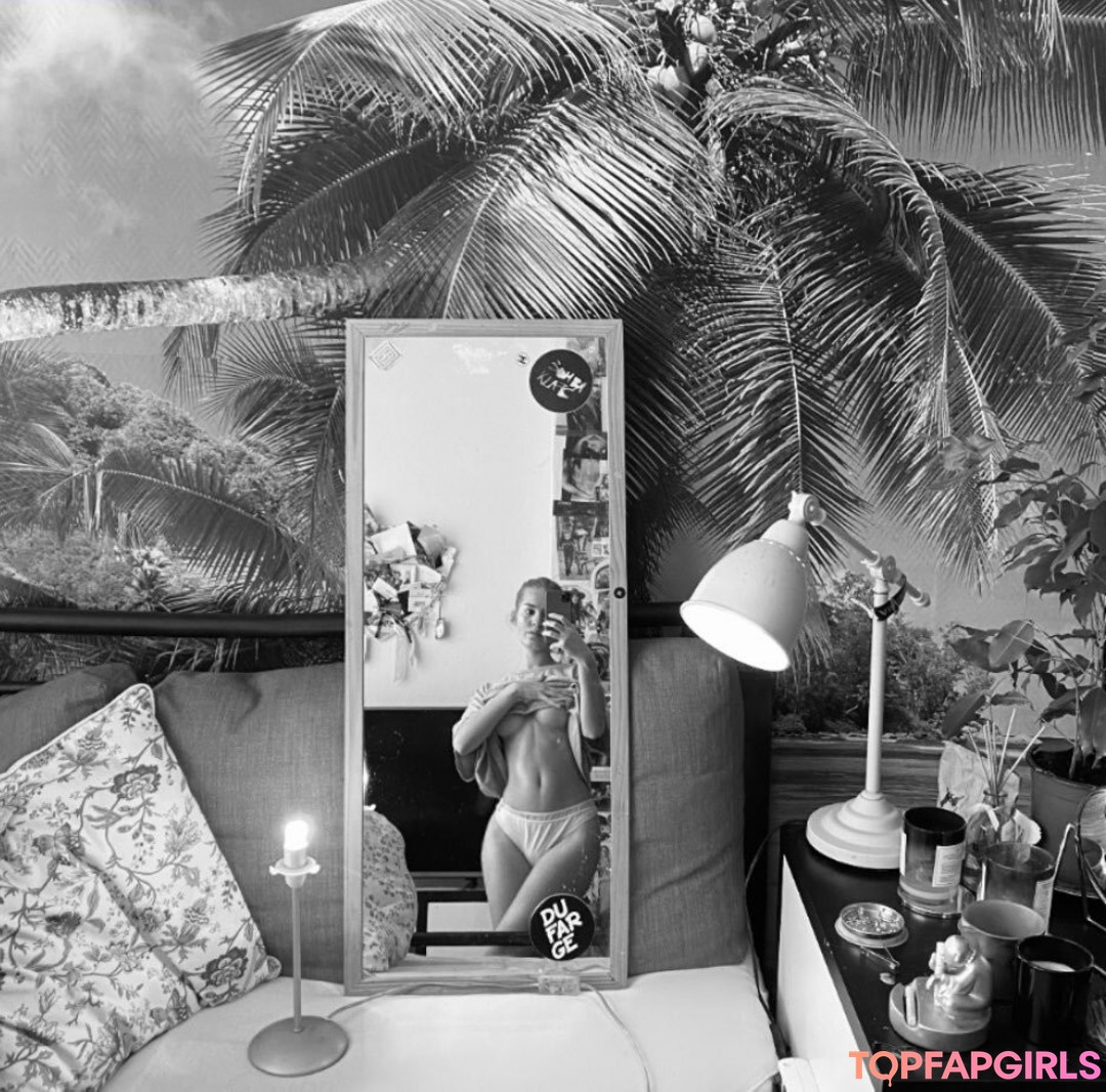 Foto desnuda filtrada de OnlyFans de Indymendee #29 Foto desnuda filtrada de OnlyFans de Indymendee #29