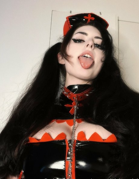 Foto desnuda filtrada de OnlyFans de Yosadthiccgirl