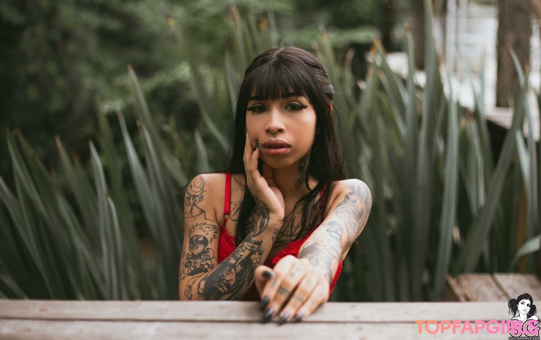 Foto desnuda filtrada de OnlyFans de Myllaka Sg #13 Foto desnuda filtrada de OnlyFans de Myllaka Sg #13