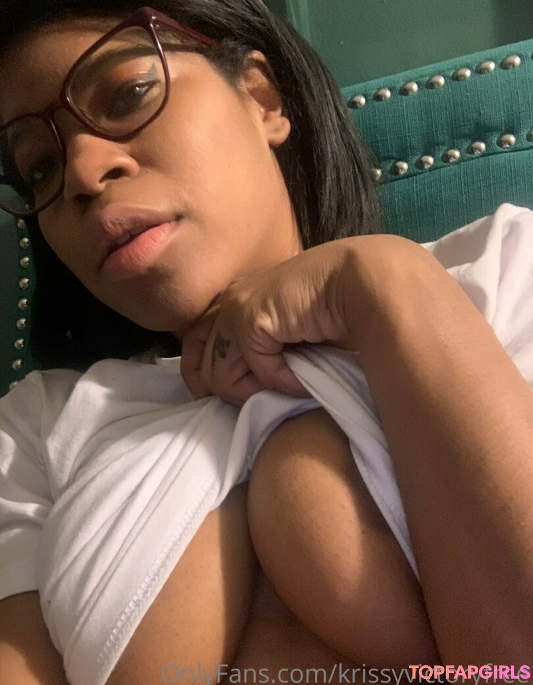 Foto desnuda filtrada de OnlyFans de Krissyvictoryfree #4 Foto desnuda filtrada de OnlyFans de Krissyvictoryfree #4