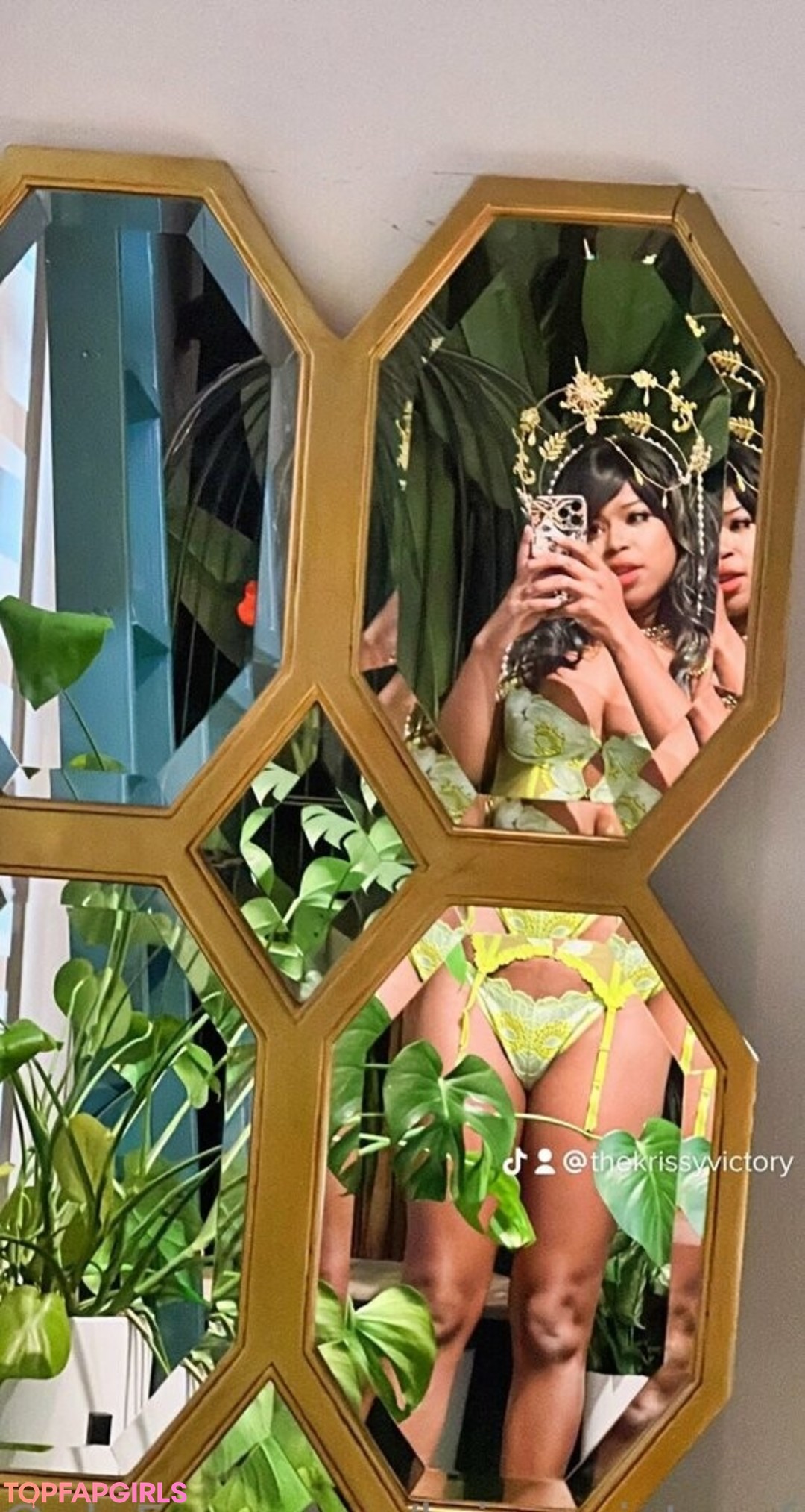 Foto desnuda filtrada de OnlyFans de Krissyvictoryfree #40 Foto desnuda filtrada de OnlyFans de Krissyvictoryfree #40