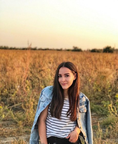 Foto desnuda filtrada de OnlyFans de Polinavolkova