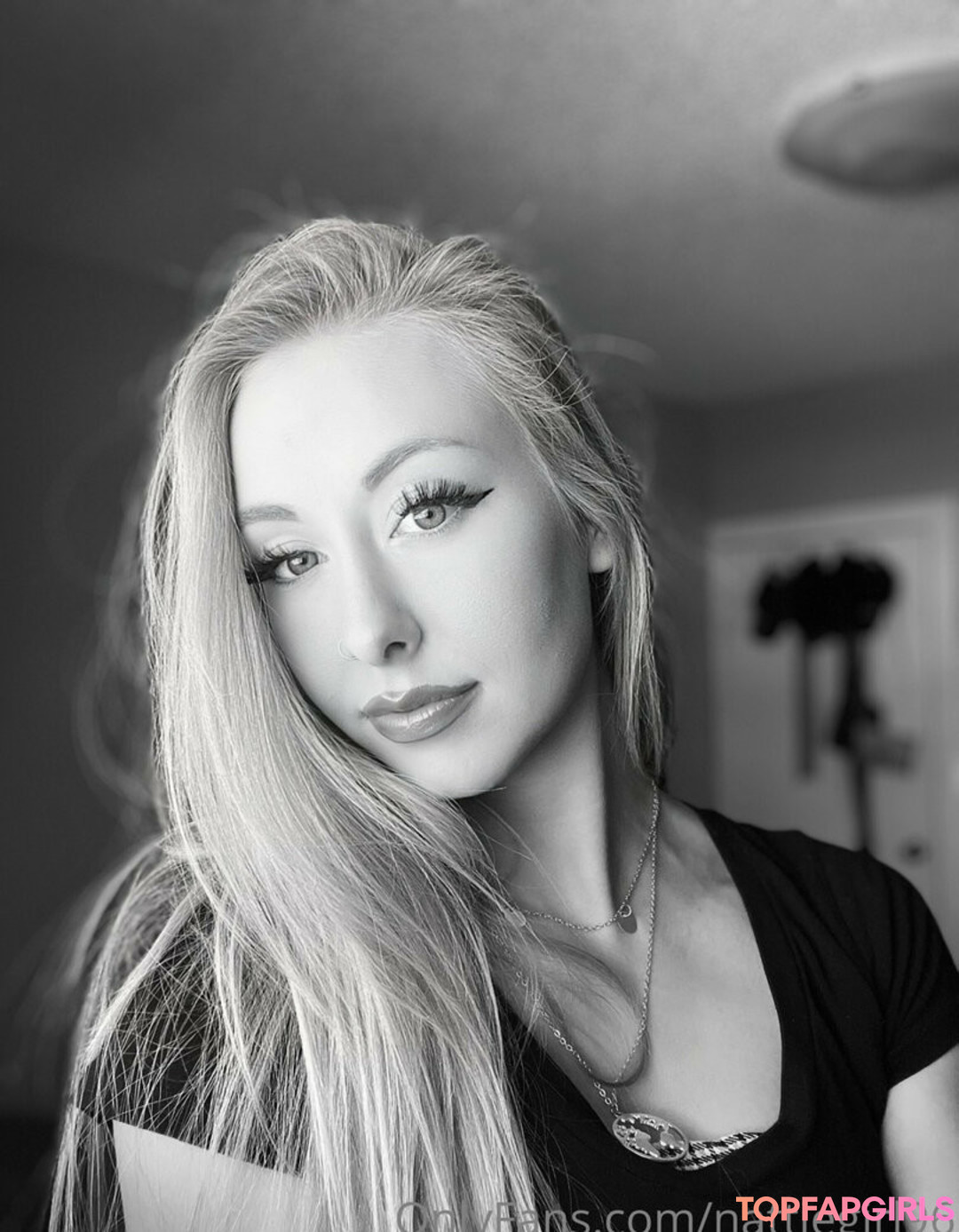 Foto desnuda filtrada de OnlyFans de Nattiegirl96 #158 Foto desnuda filtrada de OnlyFans de Nattiegirl96 #158