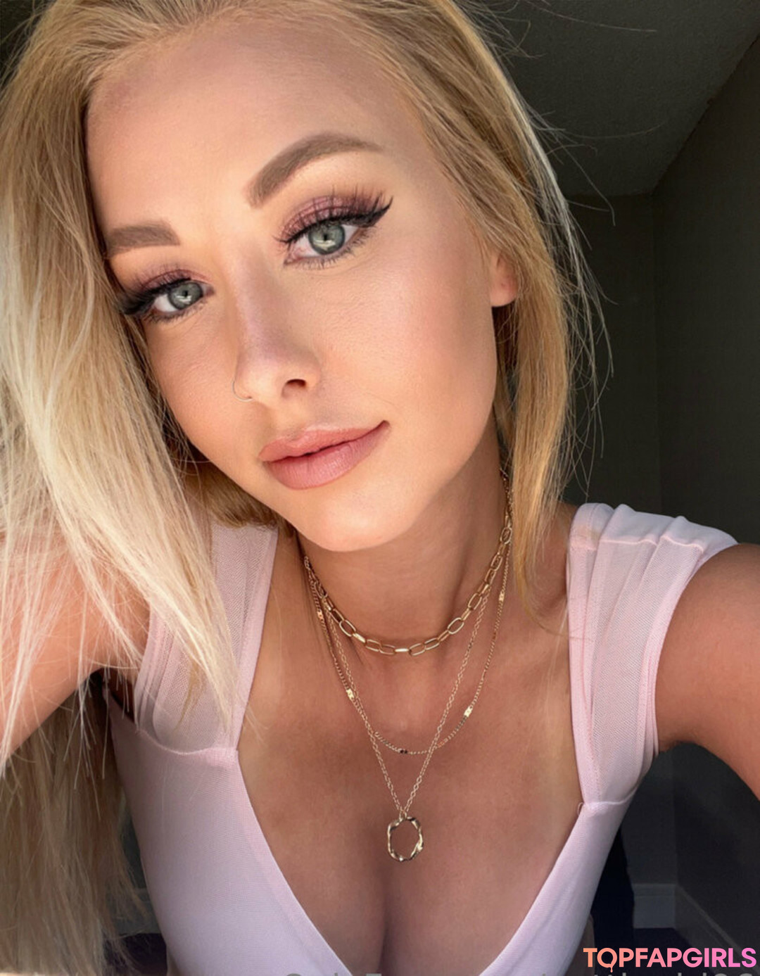 Foto desnuda filtrada de OnlyFans de Nattiegirl96 #386 Foto desnuda filtrada de OnlyFans de Nattiegirl96 #386