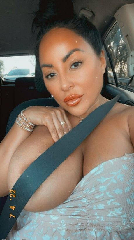 Theonlykiaramiaxxx