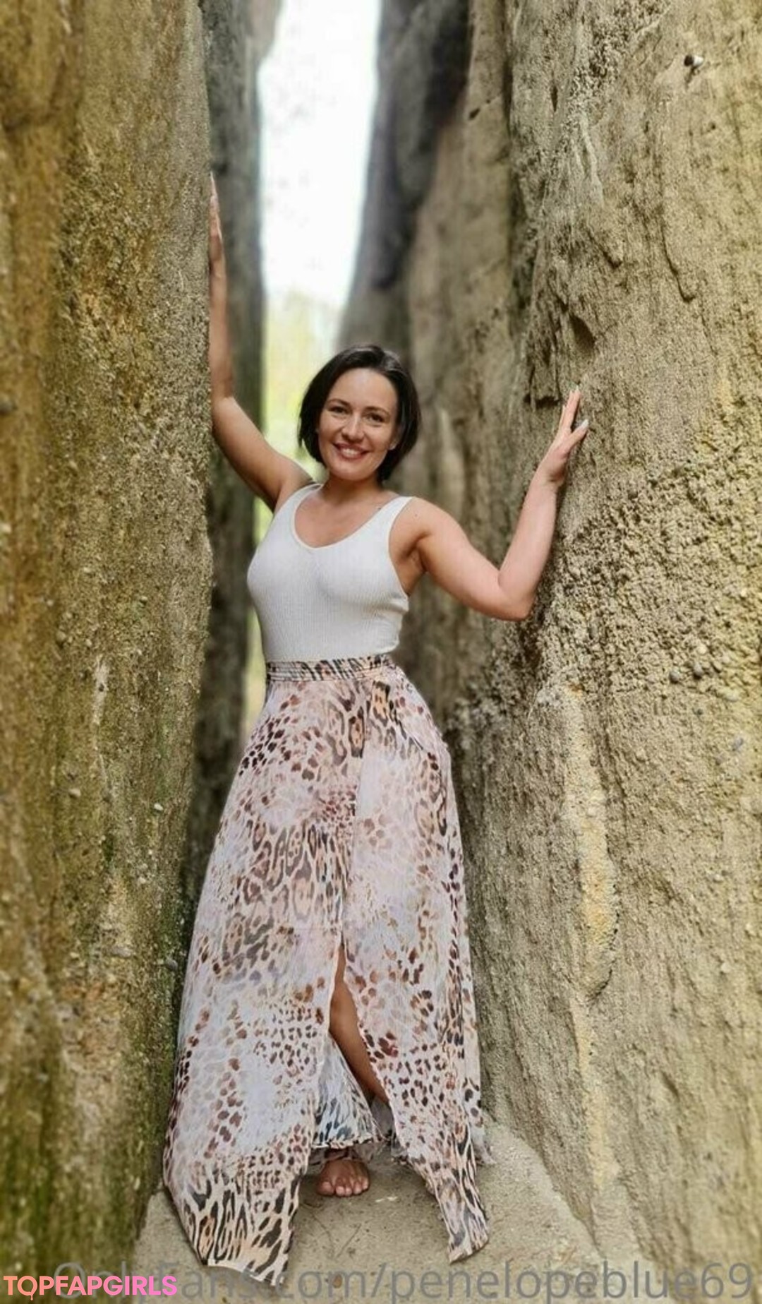 Foto desnuda filtrada de OnlyFans de Penelopeblue69 #35 Foto desnuda filtrada de OnlyFans de Penelopeblue69 #35