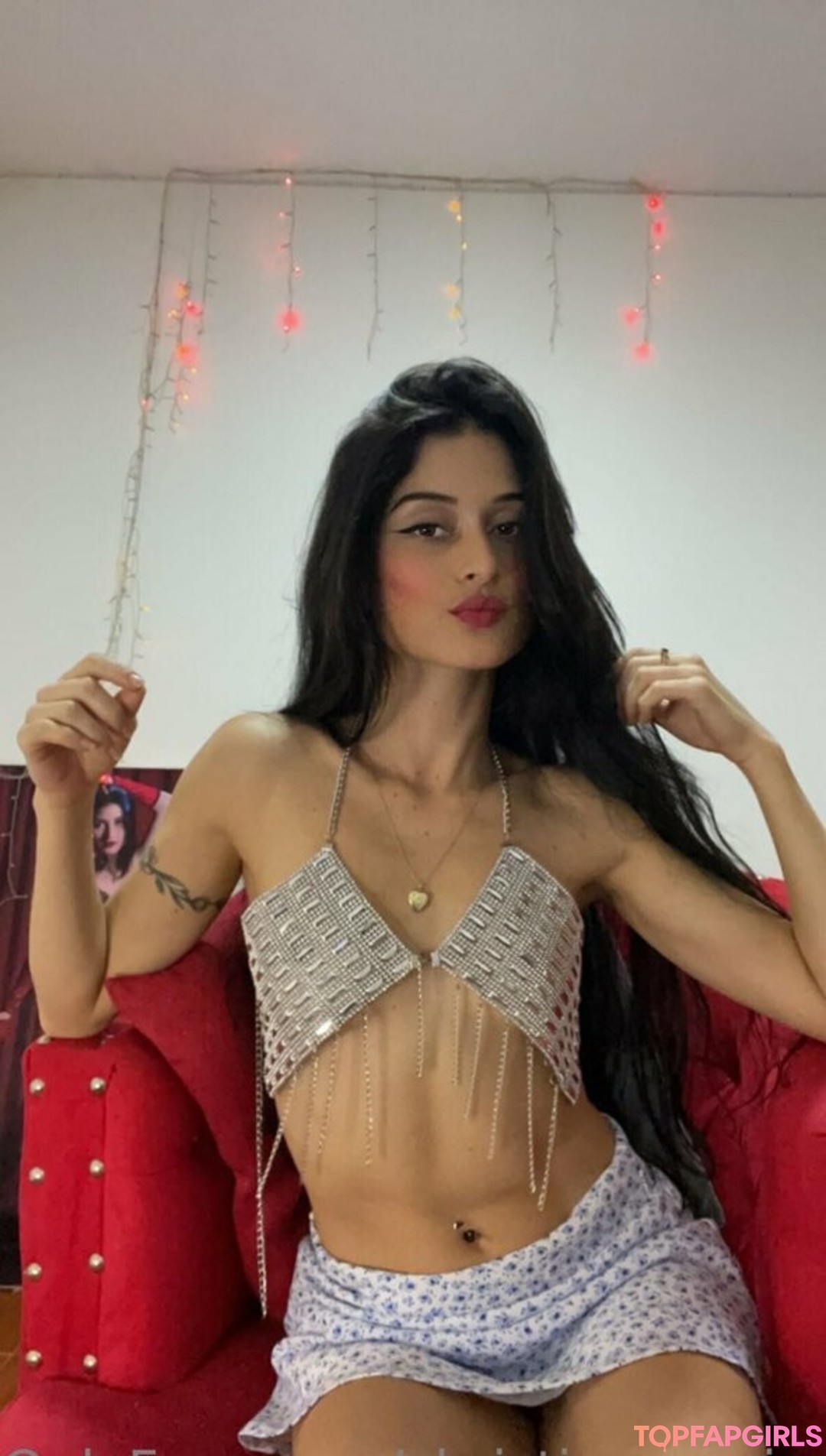 Foto desnuda filtrada de OnlyFans de Christinecaprice #92 Foto desnuda filtrada de OnlyFans de Christinecaprice #92