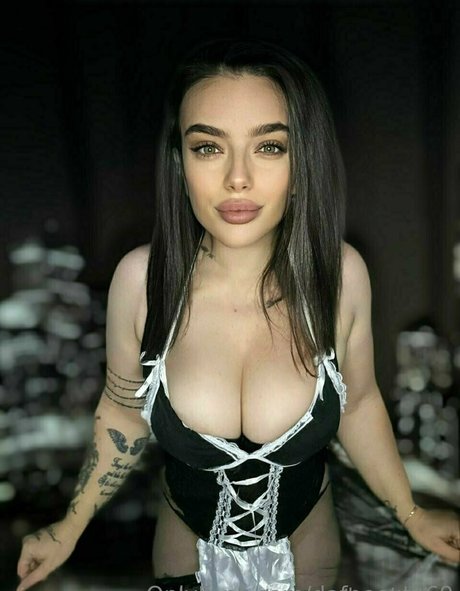 Foto desnuda filtrada de OnlyFans de Dafnecute69