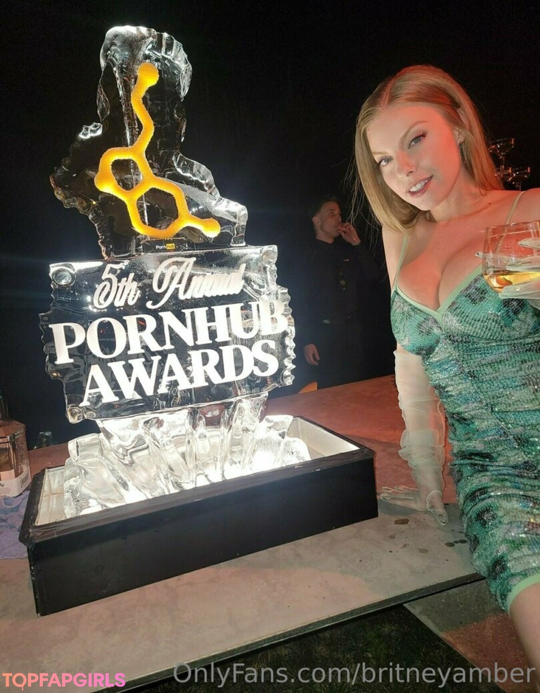 Foto desnuda filtrada de OnlyFans de Britneyamber #136 Foto desnuda filtrada de OnlyFans de Britneyamber #136