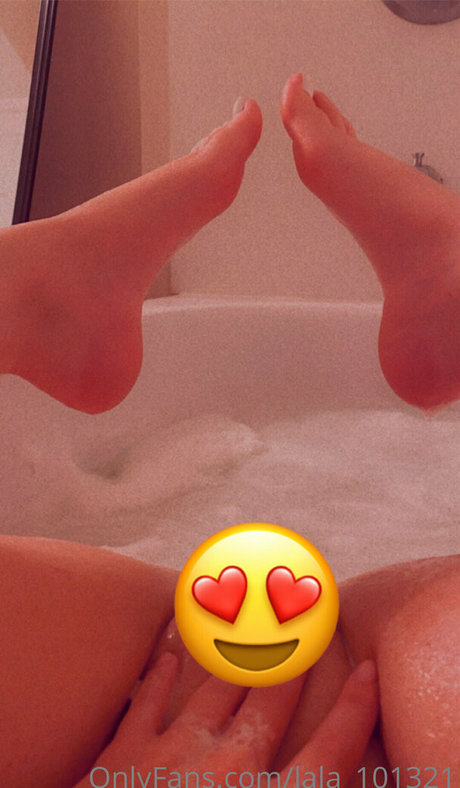 Foto desnuda filtrada de OnlyFans de Lala101321