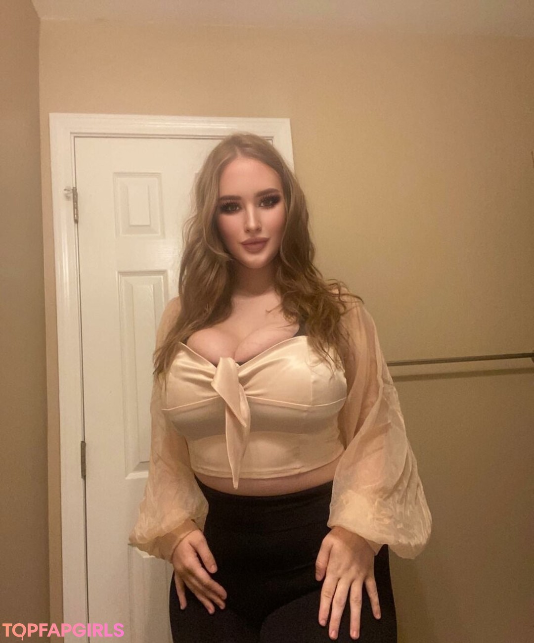 Foto desnuda filtrada de OnlyFans de Scarlett Rose #43 Foto desnuda filtrada de OnlyFans de Scarlett Rose #43