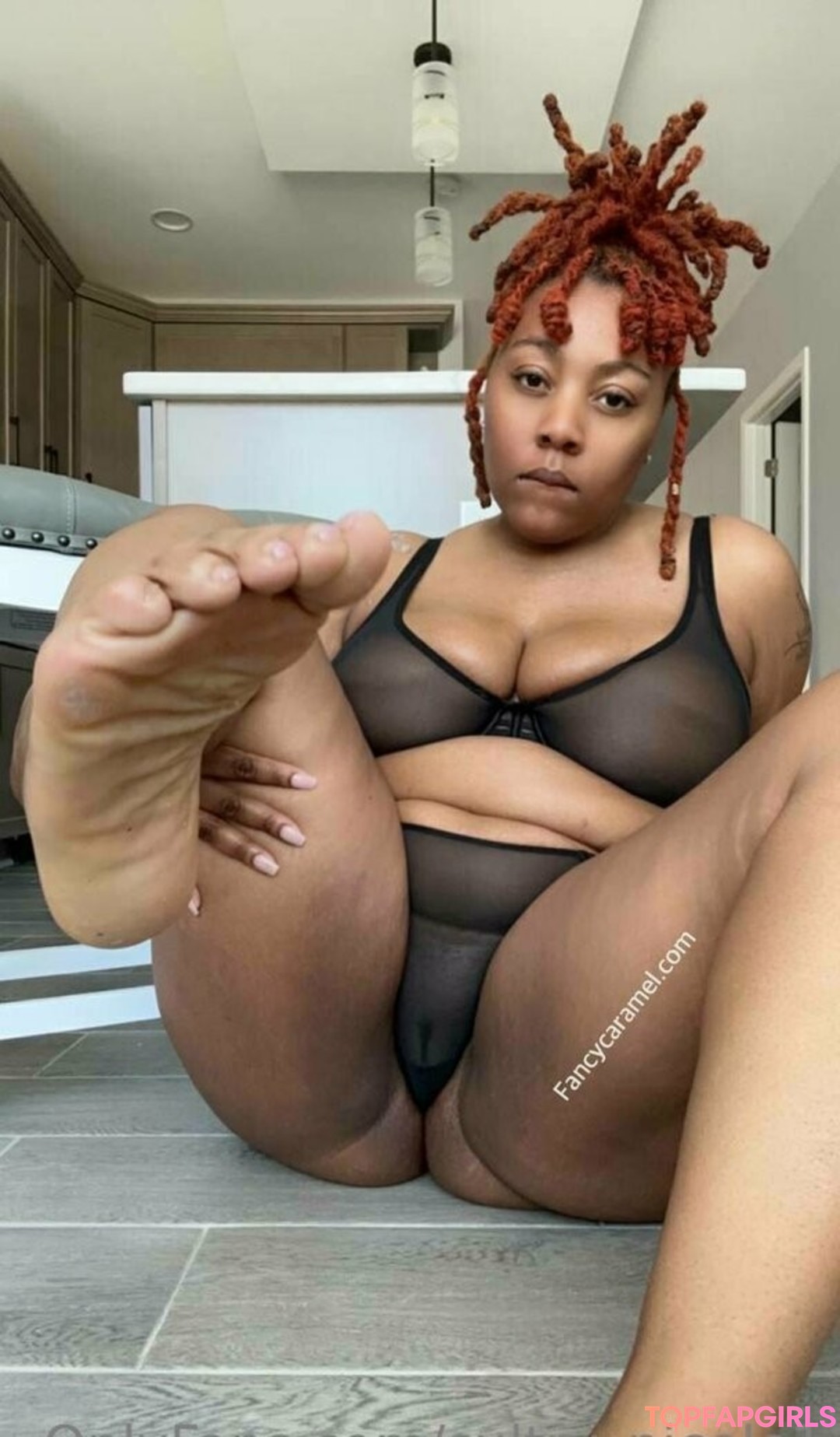 Foto desnuda filtrada de OnlyFans de Sultrynicole1 #141 Foto desnuda filtrada de OnlyFans de Sultrynicole1 #141