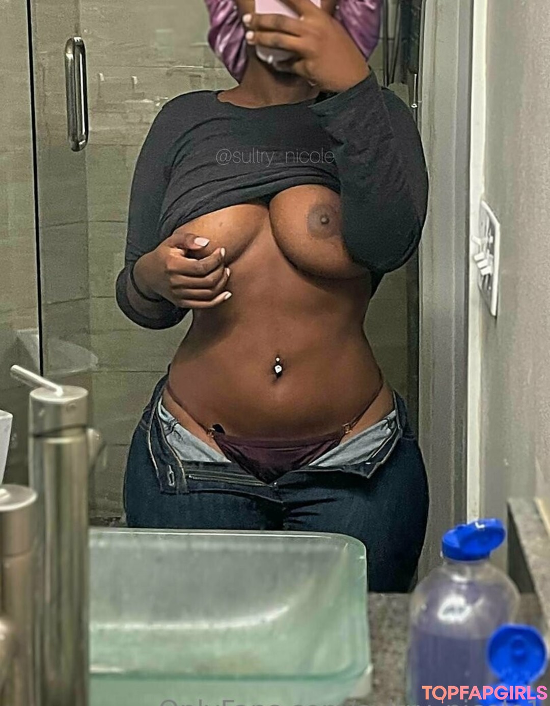 Foto desnuda filtrada de OnlyFans de Sultrynicole1 #15 Foto desnuda filtrada de OnlyFans de Sultrynicole1 #15