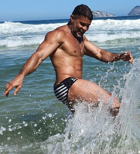 Foto desnuda filtrada de OnlyFans de Jorginhokarioka21