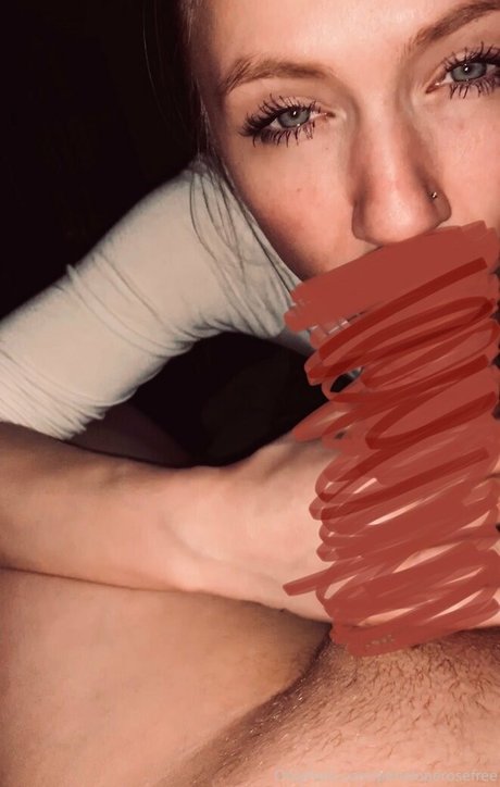 Foto desnuda filtrada de OnlyFans de Peneloperosefree