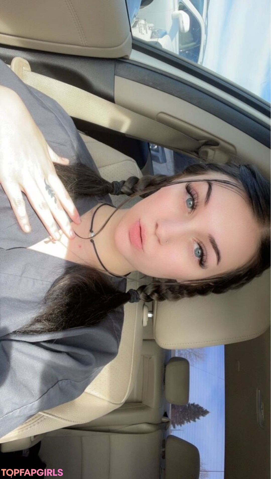 Foto desnuda filtrada de OnlyFans de Babysaraxoxo #34 Foto desnuda filtrada de OnlyFans de Babysaraxoxo #34