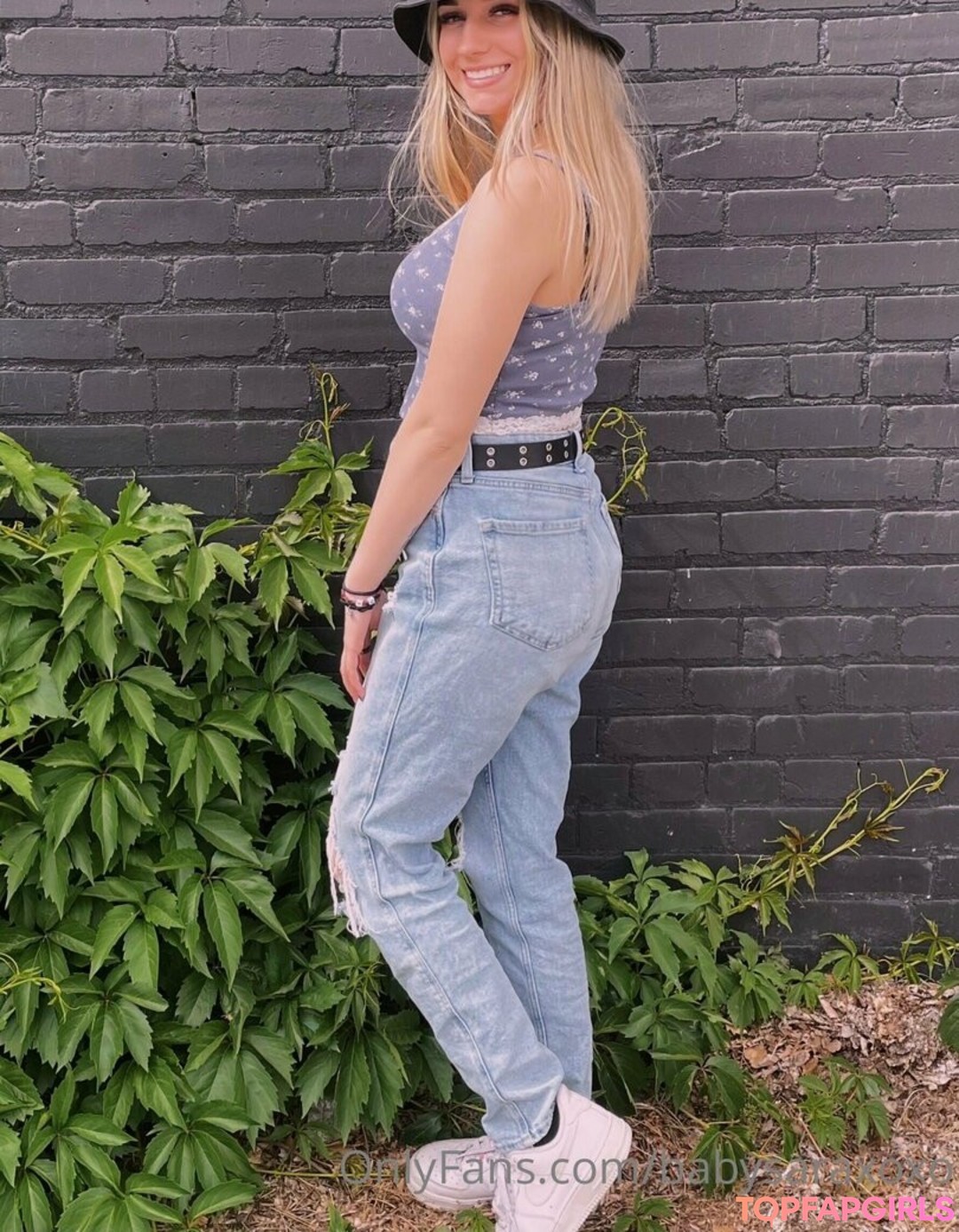 Foto desnuda filtrada de OnlyFans de Babysaraxoxo #88 Foto desnuda filtrada de OnlyFans de Babysaraxoxo #88