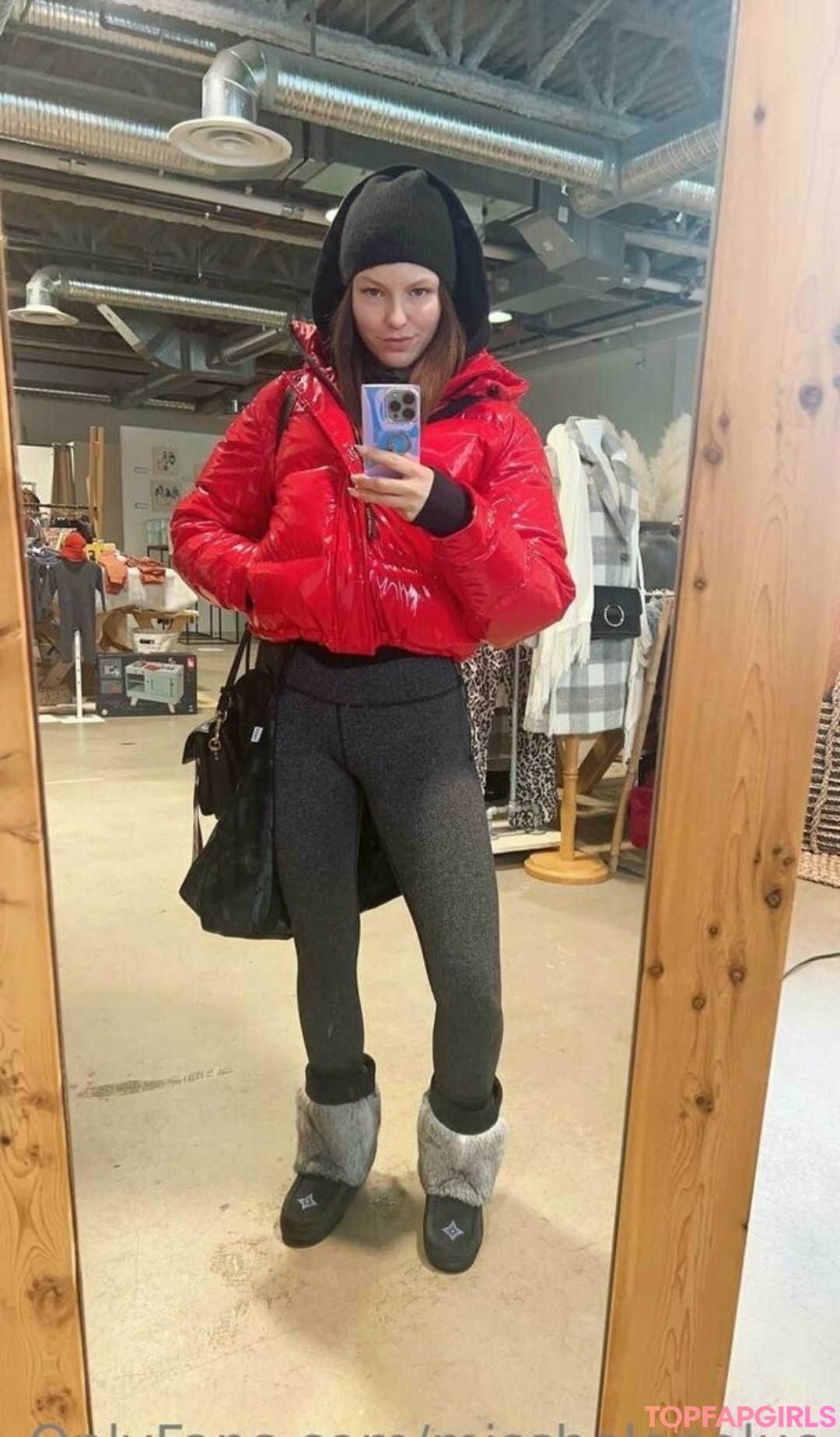 Foto desnuda filtrada de OnlyFans de Misshelenalue #11 Foto desnuda filtrada de OnlyFans de Misshelenalue #11